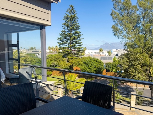 2 Bedroom Property for Sale in Beachfront Western Cape